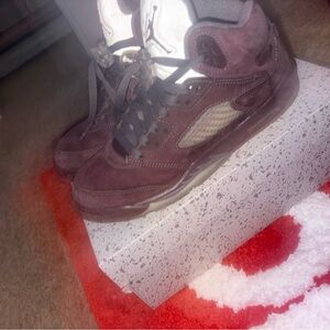 Jordan 5 burgundy size 7